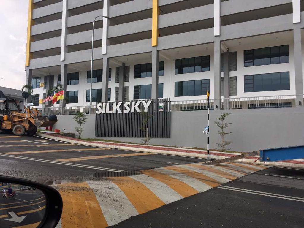 Silk Sky Residence Сери Кембанган Екстериор снимка